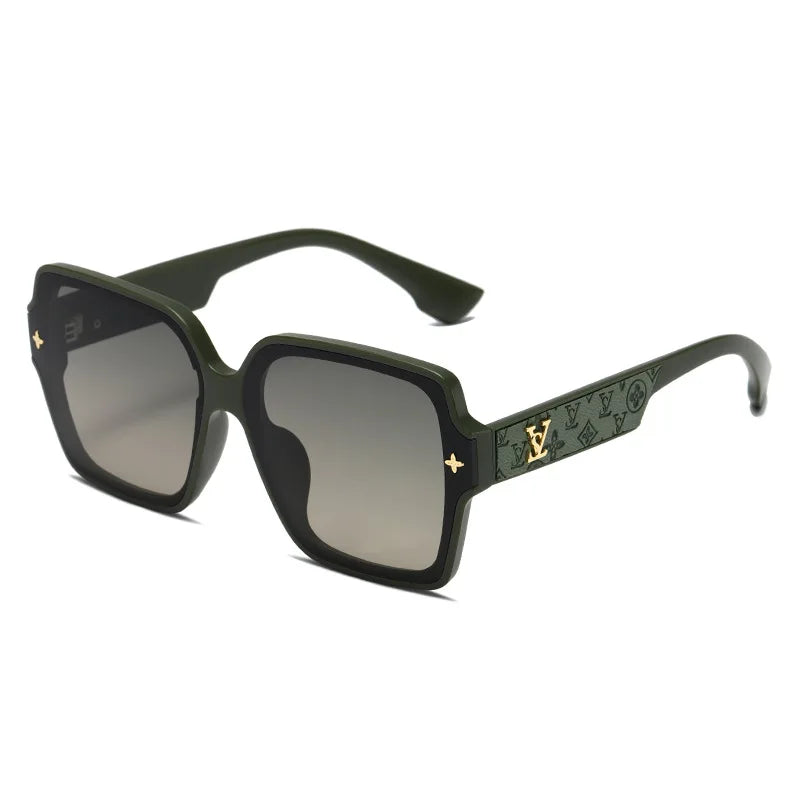 Lunette Élégance — Oversized Square UV400 Sunglasses