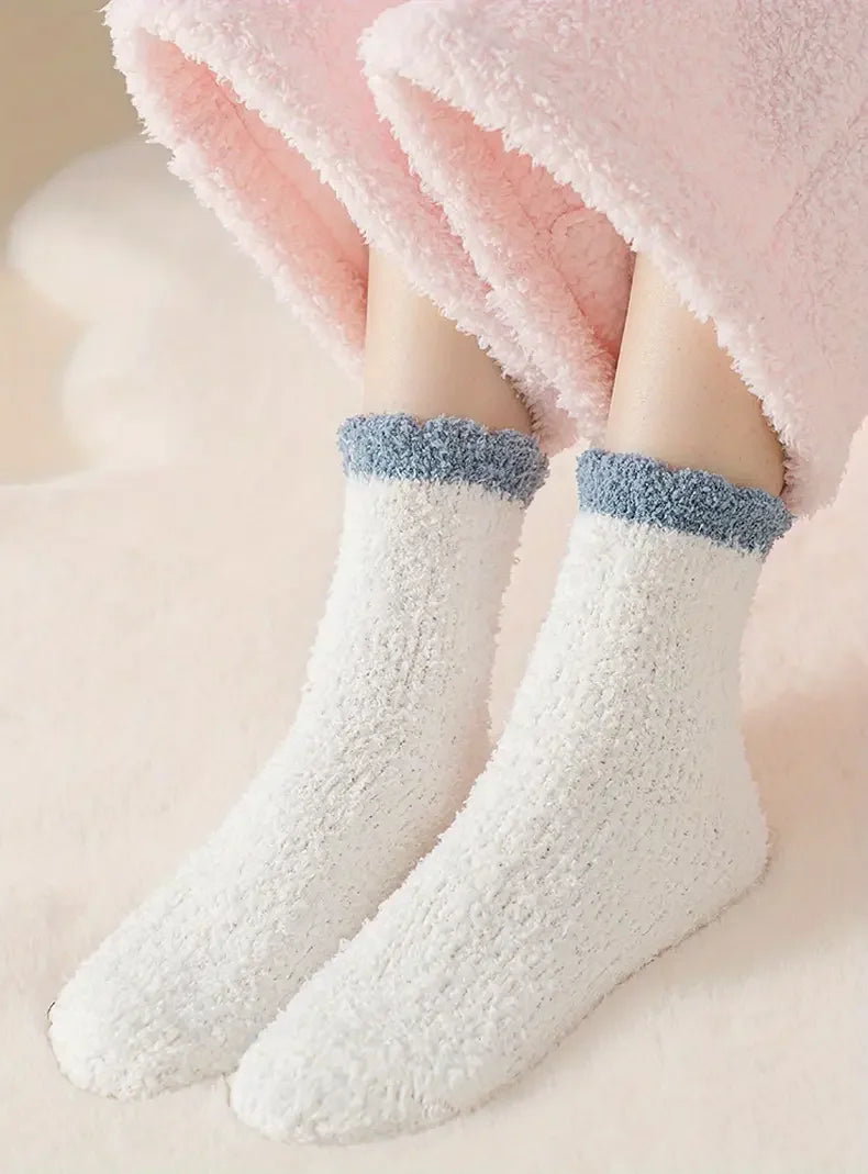5 Pairs Thickened Coral Fleece Socks for Women Medium Sleeve Comfort and Warmth Winter Socks