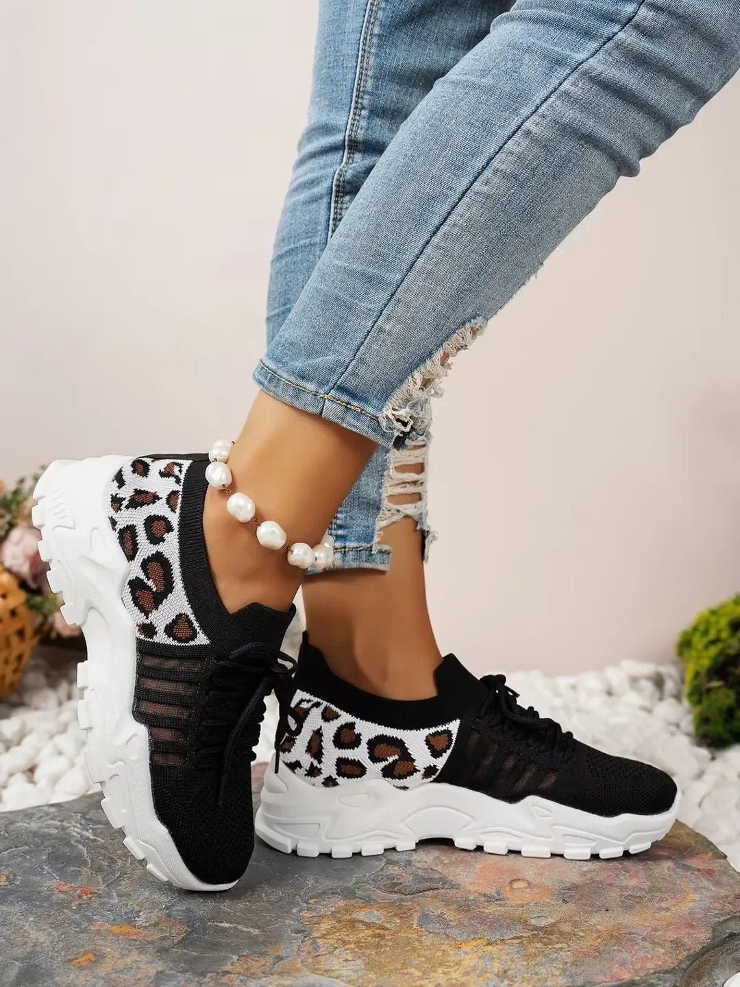 Leopard Print Lightweight Breathable Sneakers for Women – Casual Comfort Walking Shoes
