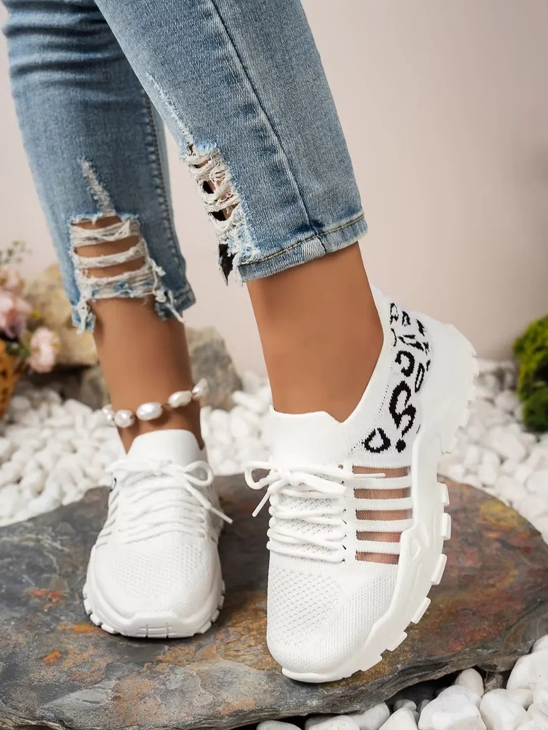 Leopard Print Lightweight Breathable Sneakers for Women – Casual Comfort Walking Shoes