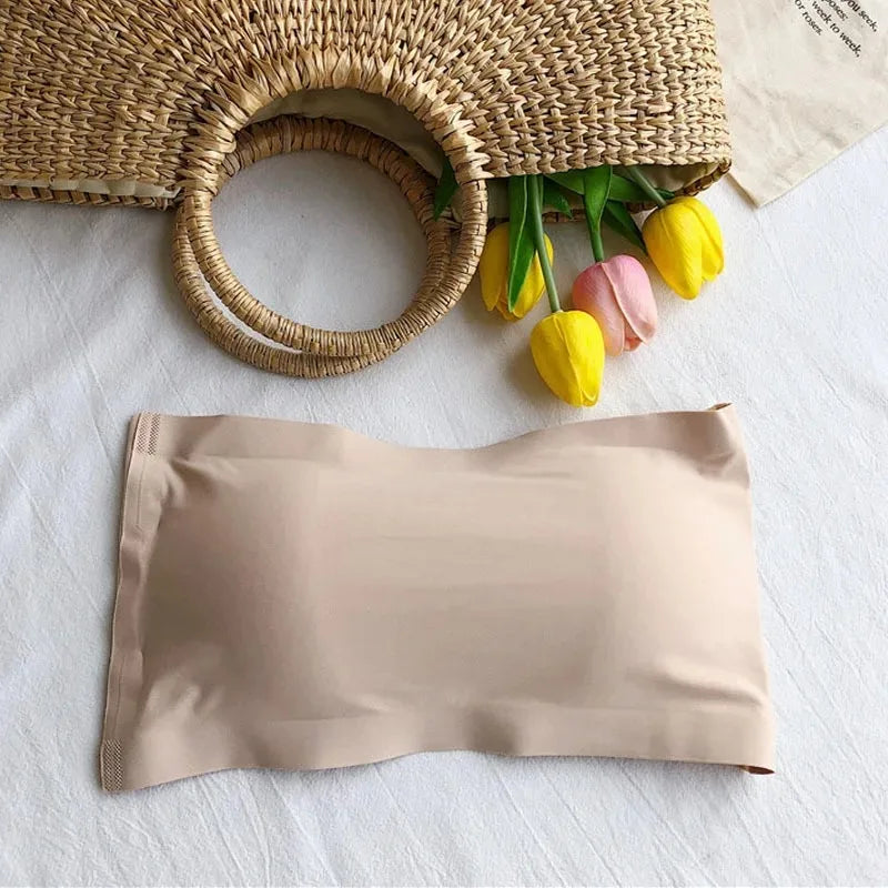 Women Seamless Strapless Bandeau Bra with Removable Pads – Basic One-Piece Tube Top Underwear