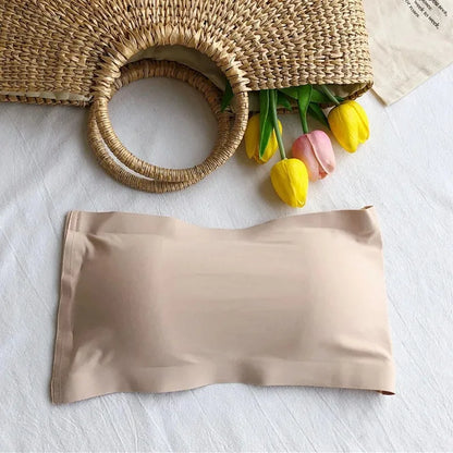 Women Seamless Strapless Bandeau Bra with Removable Pads – Basic One-Piece Tube Top Underwear