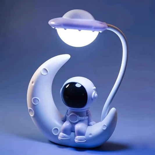 Creative Moon Astronaut Nightlight - LED Desk Lamp for Bedroom Decor