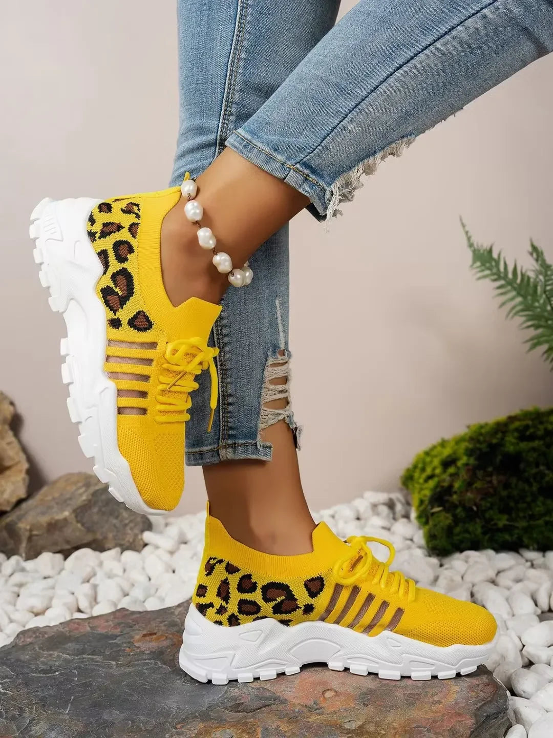 Leopard Print Lightweight Breathable Sneakers for Women – Casual Comfort Walking Shoes