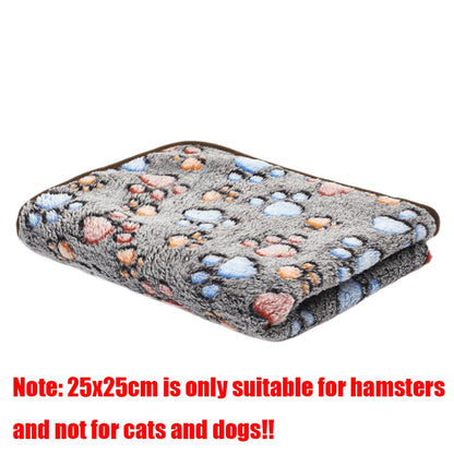 Daisy Soft Fluffy Pet Blanket – Warm Coral Fleece Paw Print Mat
