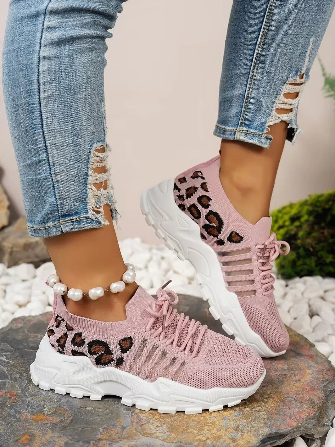 Leopard Print Lightweight Breathable Sneakers for Women – Casual Comfort Walking Shoes
